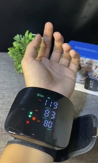 جهاز قياس الضغط السعر 25 توصيل مجاني  للطلب مراسلة الصفحة  او واتساب 0...