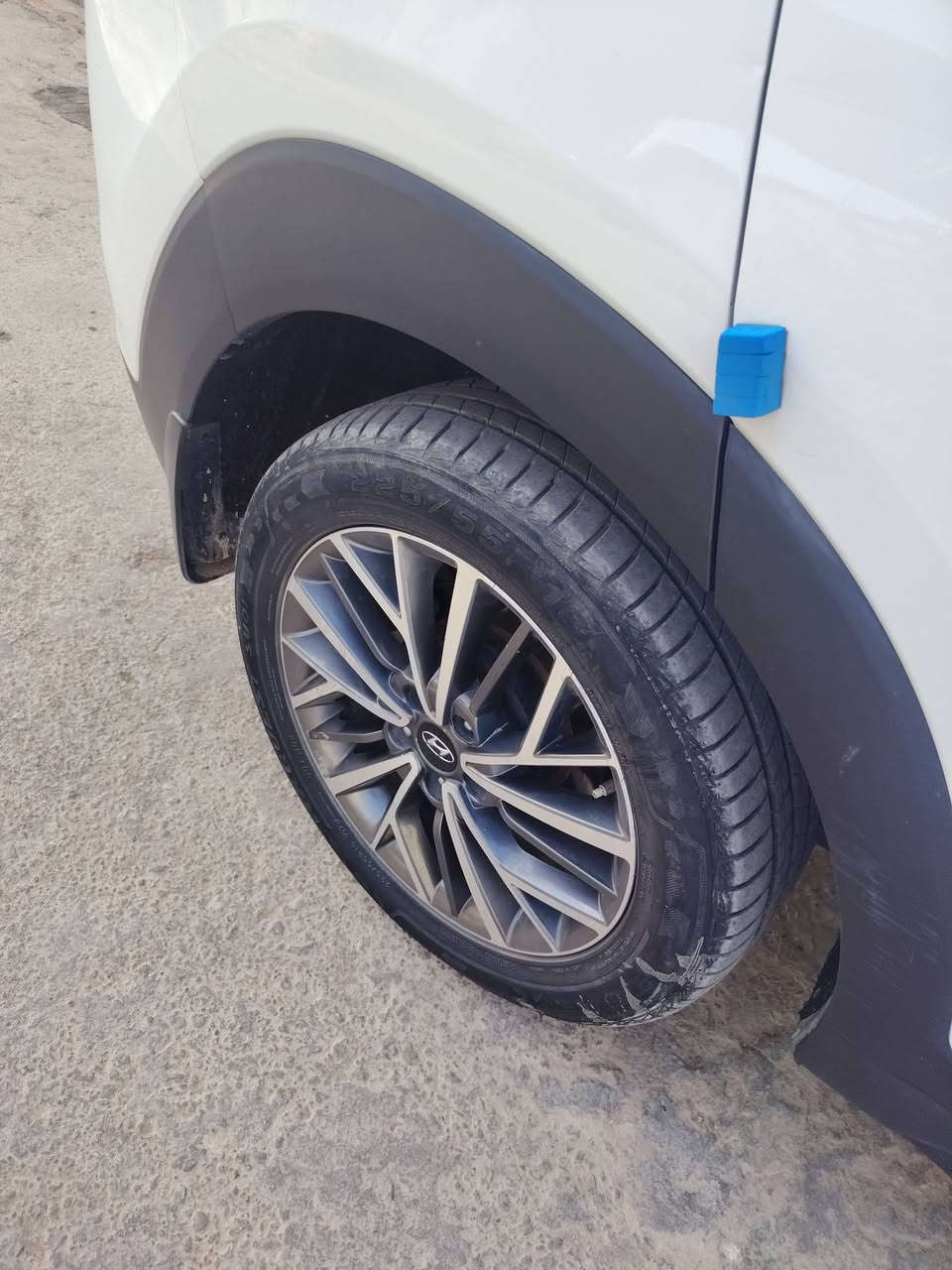 للبيع توسان ١٩ خليجي الكاصد مكفول  اسبير ما نازل ماشي ٨٠  السعر ٢٠٠ بيه مجال


**إذا كنت صاحب هذا الإعلان وتريد حذفه لأي سبب، رجاءا أرسل رسالة إلى الدعم الفني**