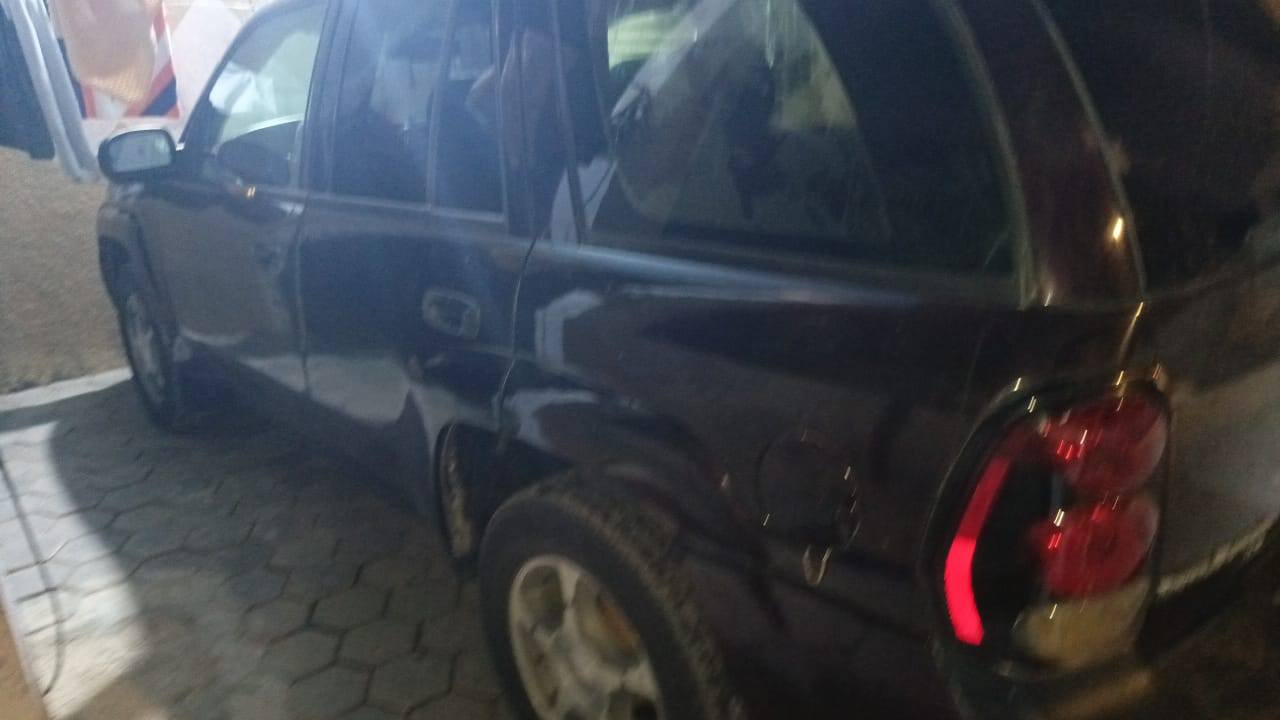 السلام عليكم سياره للبيع ادوات ادوات  لاكص ولا ضربه حاويه  وكير ومحرك مكفولات بلايزر موديل 2008 ادوات سياره مكفولا كير محرك سعر40 بل بصره بل كرمه شراي بيه خير ويدلل بيع مستعجل  رقم تلفون***********
