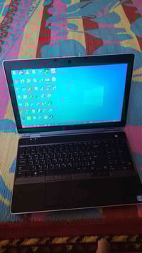 لاب توب • شغاله • شاحن اصلي