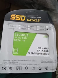 هارد SSD • ٢ تيرا • للبيع