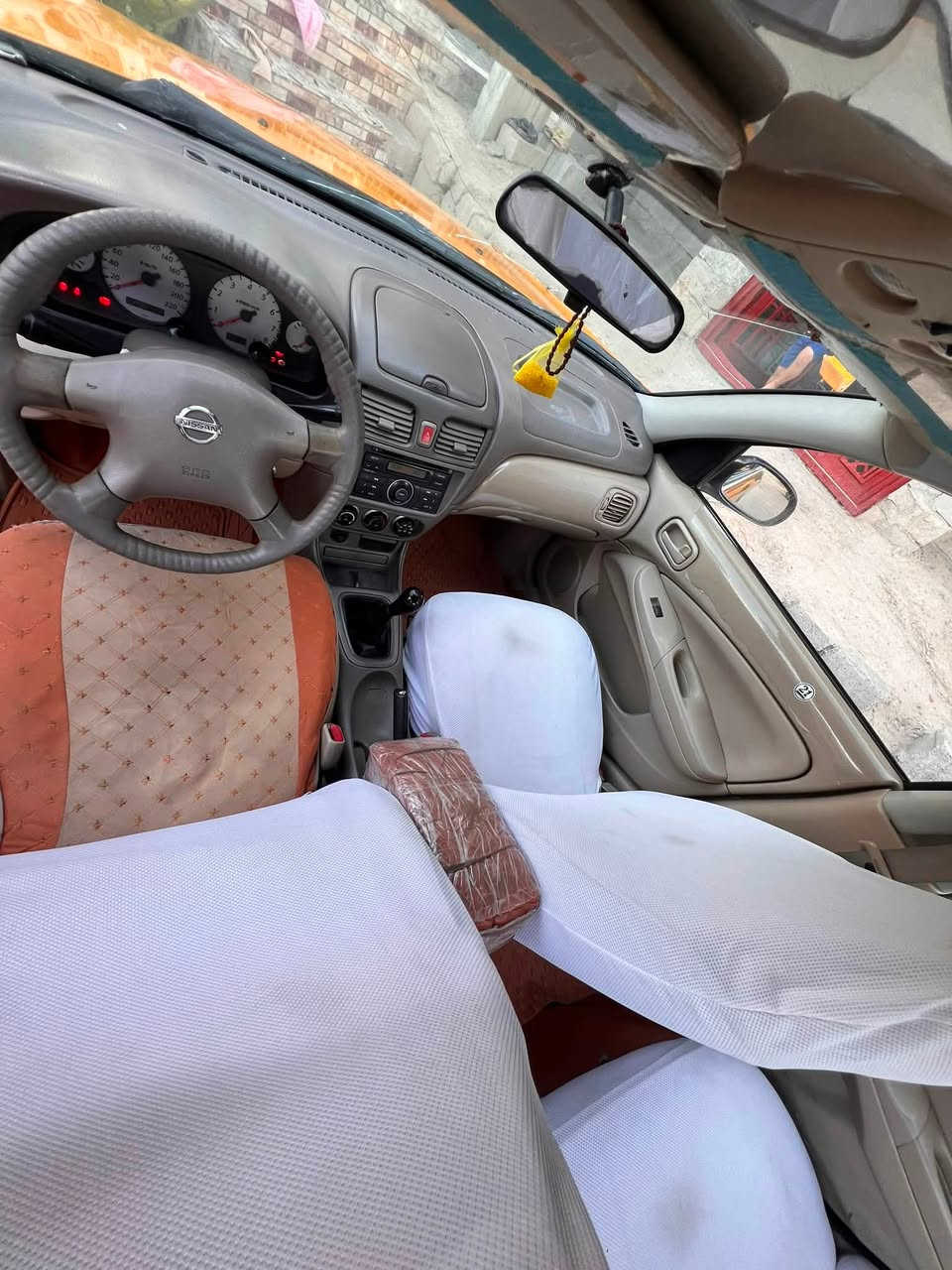 السلام عليكم سني موديل 2011 الشركة العامه رقم بغداد بااسمي كفاله عامه عده البنيد ومبدل بلادي بدون دواخل 
حداده جديدة تبريد ثلج ما عوزها برغي كير محرك ع وضع الشركة مكانها الأنبار قضاء الخالديه السعر 93 وبيها مجال 
هـ ***********
