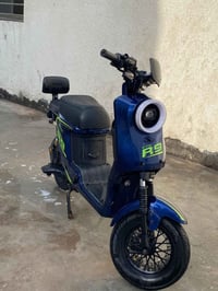 دراجهR9 سبورت 6 بطاريات 36v النظافه شوفت عينك الدراجه ابد مامتعوبه غرا...