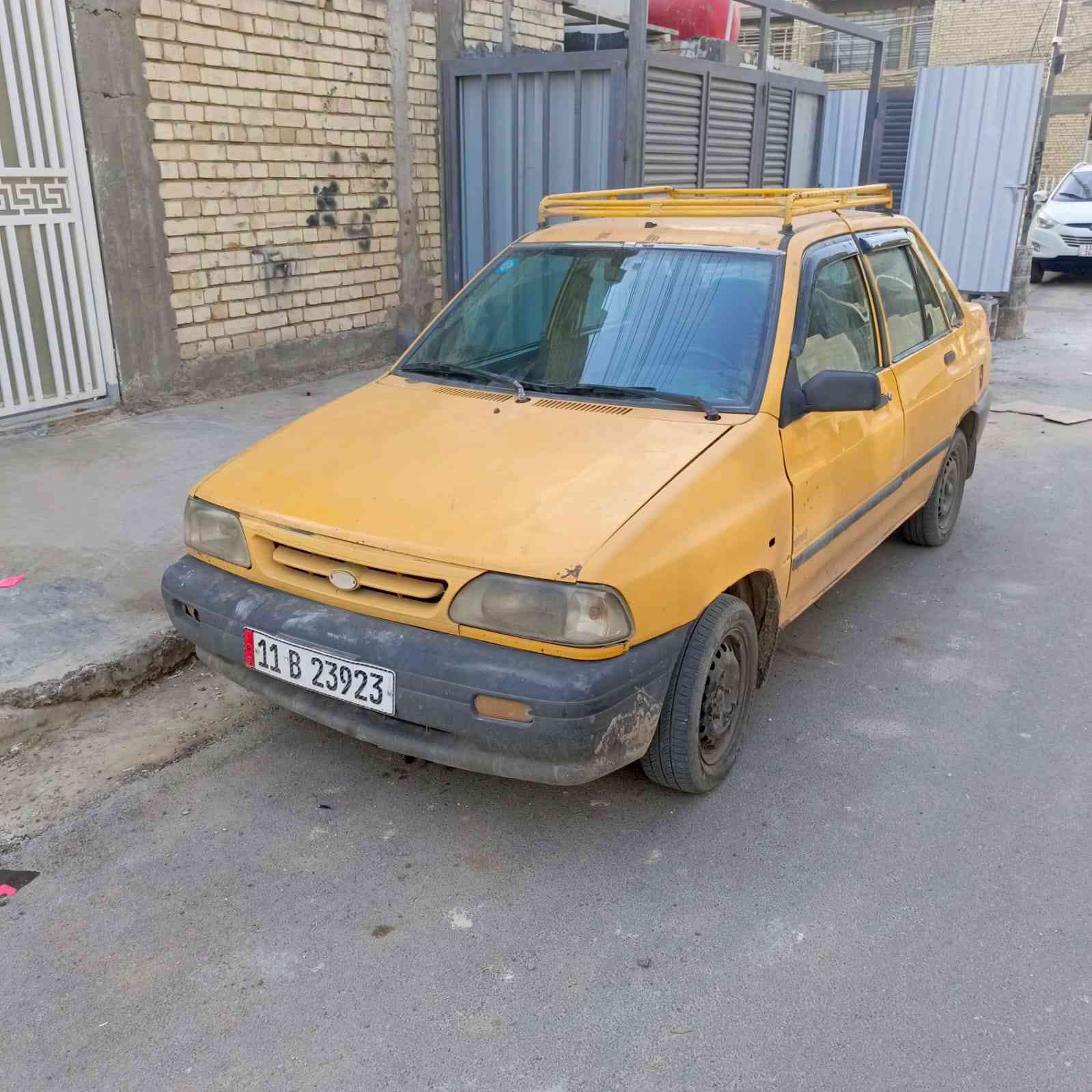 سايبه للبيع موديل ١١ مكينه كير جدد شواصي بلاديه بيها نقوصات بصيطه ولكشر شوف العين السياره بسمي سنويه هزه جديده عنوان بغداد الثعالبة ***********
