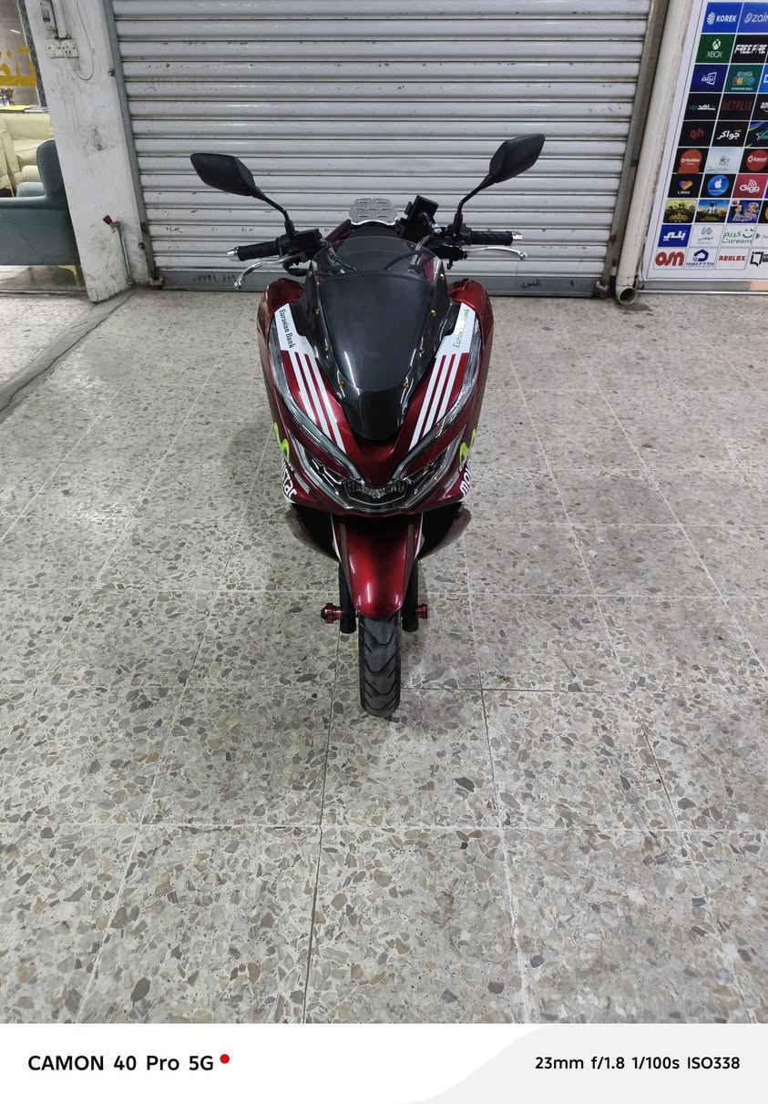 سلام عليكم درجة بي سي اكس
الون احمر ماروني الدراجه اموشمه ابلادي
جامه قطعتين كاربون فايبر طياريه خلفيه اصليه
مكينه اكلاجات كفاله عامه شوته شفافه
حساس ازدحام استان كهرباء مرايات اصليات
بغداد حي النصر الاستفسار ***********
