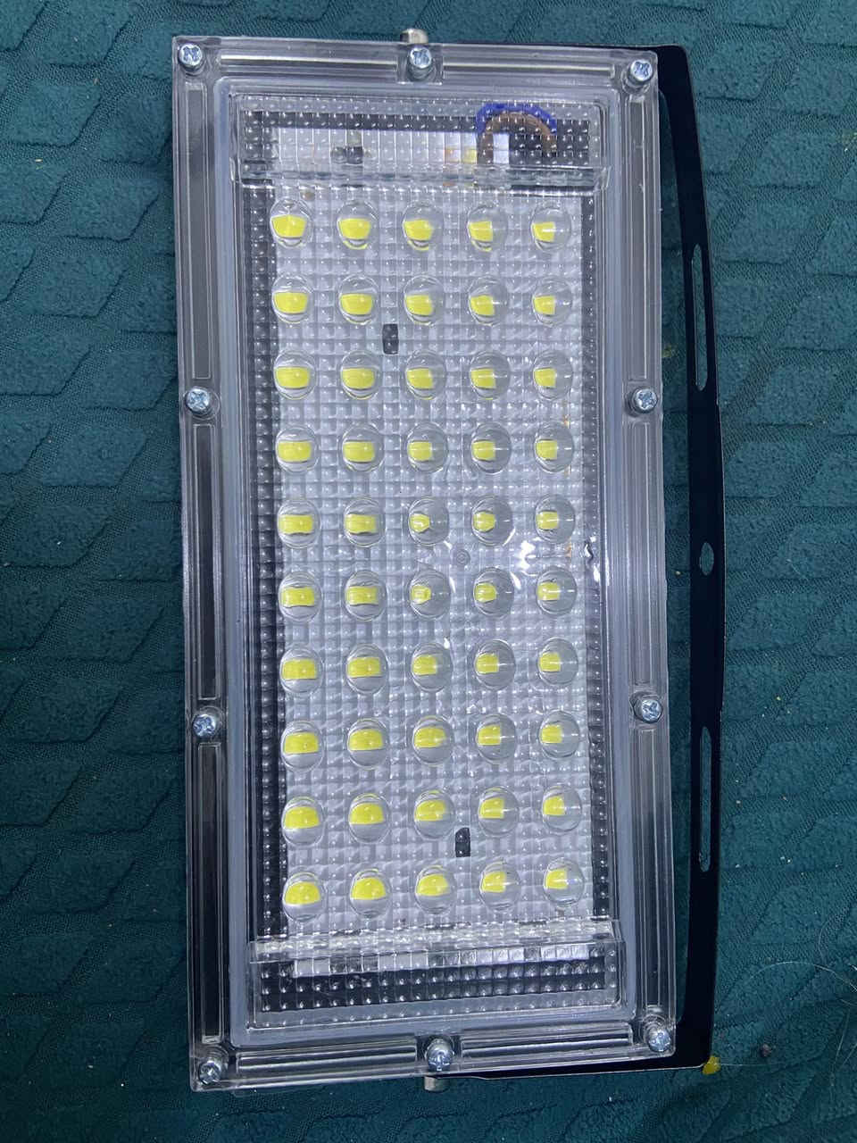 السلام عليكم ورحمة الله وبركاته
توفر لدينا بلوجكتر الاصلي 50واط فقط جمله
آخر 39 قطعه للبيع شلع 👉
للتواصل ***********📞
