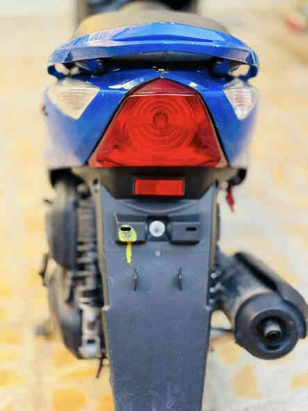 دراجة نظيفة شلعة قوية ما تصرف بانزين 
كهربائية كله شغالة مكاني الامين سعره (980)
*********** واتساب فقط
