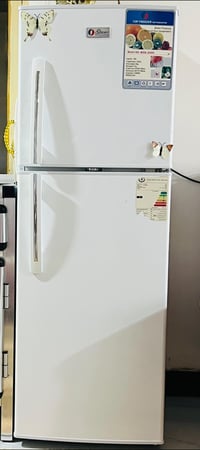 ثلاجة نضيفه • تبريد زين