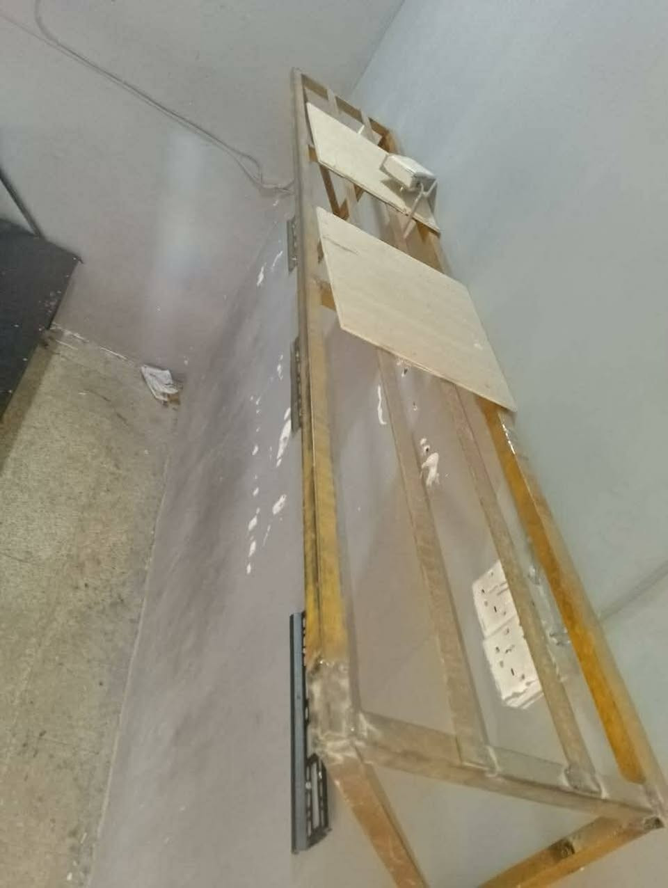 رفين وميز وكهربائيات وقاعدات بلازمه عدد 6  مال محل سوني استخدام اقل الشهر 
المندومبين اي احد يبيعهن لو نسبه وفوكهن حبه مسك


**إذا كنت صاحب هذا الإعلان وتريد حذفه لأي سبب، رجاءا أرسل رسالة إلى الدعم الفني**