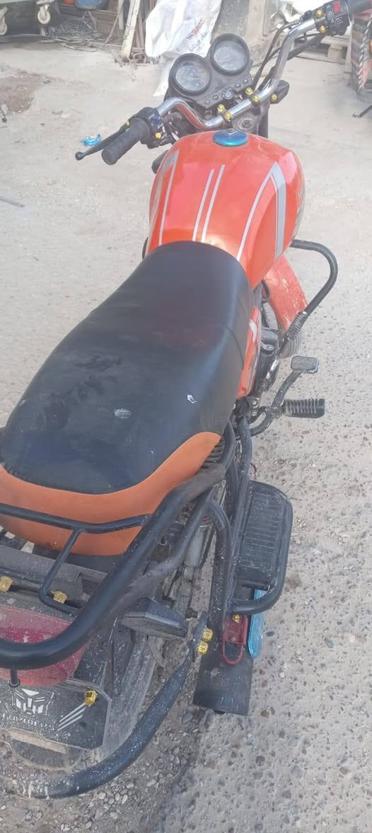 السلام عليكم دراجه ديون مديل 2019 طالعه بل 2020 سعر مليون وبيه مجال مكاني حي العباس رقم الهاتف ***********
