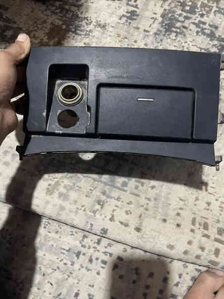 غراض دواخل لاندكروزر من ٢٠٠٨ إلى ١٥ غراض اصليه حدثت سيارتي واريد أبيع الأصليات كلهن شغلات أسعار مناسبه جدا 
التواصل على رقم *********** المكان بغداد م الصدر واليتصل يدلل وخادم
