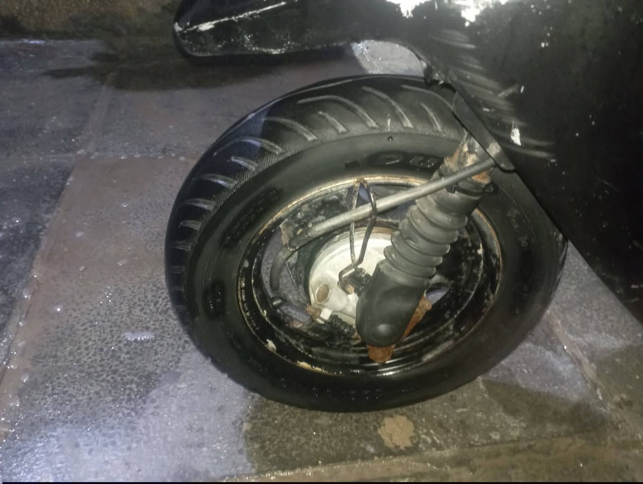 السلام عليكم شباب دراجه بيجي نضيفه ناعمه شلعه معدل سعر 260
بيه مجال دراجه بيجي كله شغال هورن شيار التات شغال سلف شغال بس عوزه دكمه بس عاطله مكان الرميثه بل جمله عواد***********
