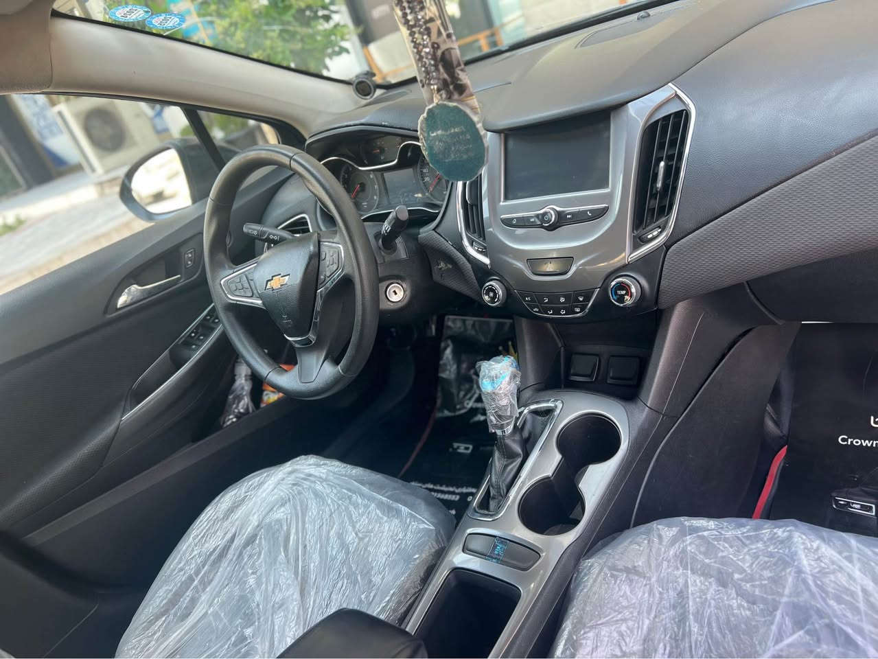 شۆفلێت كروز مۆدێل ٢٠١٨ مواسه‌فات lt خلیجی
مه‌كینه‌ی ١٤ تۆربۆیه‌ سه‌یاره‌كه‌ زۆر پاكه‌و مالی دوسته‌ و شاشه‌ گه‌وره‌یه‌ و حاسه‌و كامێراو ده‌بڵ تراكشن وته‌حدید سورعه‌ و راداری خه‌تی جاده‌ و اتو ستۆپ و سوكان ڤۆلیۆم سێ گێر ئۆتۆماتیك و عادی و سپۆرته‌ سه‌یاره‌كه‌ ١٢٥ هه‌زار رۆشتوه‌ پارچه‌یه‌ك و دوو په‌له‌ بۆیاخی هه‌یه‌ له‌گه‌ل تۆزێك ته‌عدیل 

نرخ ٨٥گه‌لاو مه‌عامه‌له‌
بۆ زانیاری زیاتر په‌یوه‌ندی بكه‌ن 
*********** السليمانية, العراق
