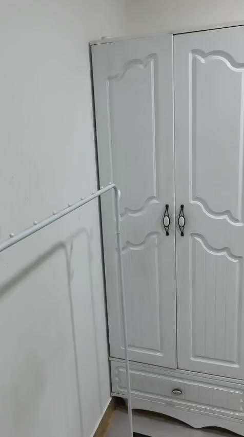 السلام عليكم غراض للبيع 
للاتصال *********** بي واتس اب
