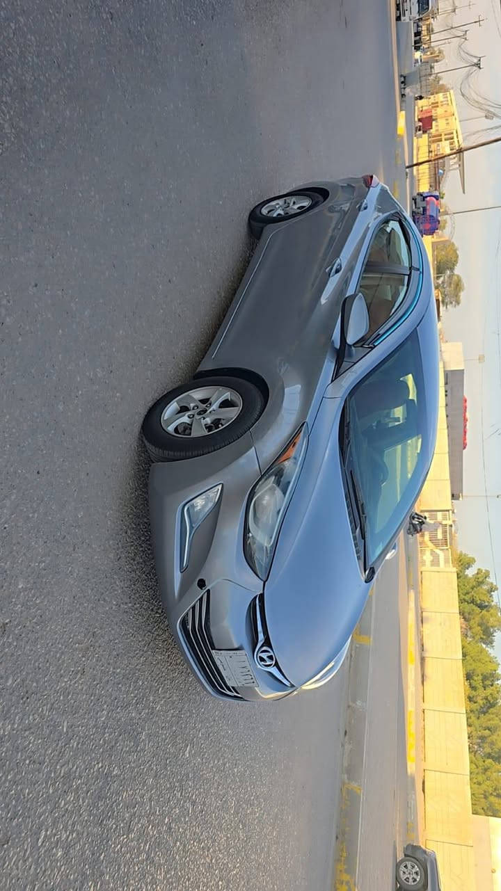 السلام عليكم سياره نوع النترا موديل 2015 السياره جديده وجاهزه ماكينه كير حداديه تخم تاير تبريد تدفئه كله مكفول السعر 103 بيع فقط مكاني كربلاء تحويل مباشر رقم الهاتف ***********
