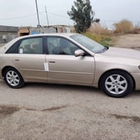 افلون • ٢٠٠٠ • بغداد التاجي