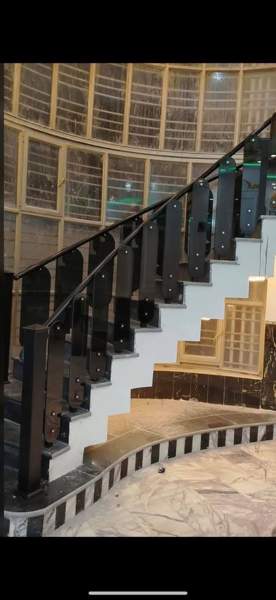 🔸 “تدور على محجرات قوية، مرتبة، وسعرها زين؟
الزمرد للمحجرات التركية يوفّرلك كلشي يخص محجرات الألمنيوم والزجاج، شغل مضمون وبمواد تركية أصلية من شركة أولسان 🇹🇷
تركيبنا سريع، نكمل الشغل بيوم واحد فقط، ويّا ضمان 10 سنوات على القوّة واللون 💪🏼🎨*

⸻

💵 الأسعار  ⬇️

▪️ محجر دائري 1.5 ملم – أربع خطوط
📌 السعر: 50 ألف للمتر
✅ من شركة أولسان
📏 الدنكة تعتبر متر
🔒 ضمان 10 سنوات

▪️ محجر دائري 2.5 ملم – أربع خطوط
📌 السعر:55 ألف للمتر
✅ من شركة أولسان
📏 الدنكة تعتبر متر
🔒 ضمان 10 سنوات

▪️ محجر مربع – تركي شركة أولسان
📌 السعر: ٦٥ ألف للمتر
📏 الدنكة تعتبر متر
🔒 ضمان 10 سنوات

▪️ جام مسكّرت – 10 ملم – مقطع تركي أولسان 2.5 ملم
📌 السعر: 75 ألف للمتر
📏 الدنكة تعتبر متر
🔒 ضمان 10 سنوات

▪️ جام مسكّرت – 10 ملم – مقطع تركي أولسان 1.5 ملم
📌 السعر: 75 ألف للمتر
📏 الدنكة تعتبر متر
🔒 ضمان 10 سنوات
⸻

💎 الدنكات الكرستال ⬇️

▪️ الدنكة الكرستال الدائرية
📌 السعر: ١٢٥ ألف

▪️ الدنكة الكرستال المربعة
📌 السعر: ٢٢٥ ألف

⸻

📍 المكان: بغداد  –أبي غريب – خرنابات-جامع خرنابات الكبير
📞 للتواصل والاستفسار: [***********]
📦 الشد خلال يوم واحد – شغل نضيف ويبقى سنين!
📸 شوف شغلنا داخل الصفحة أو راسلنا واتساب
