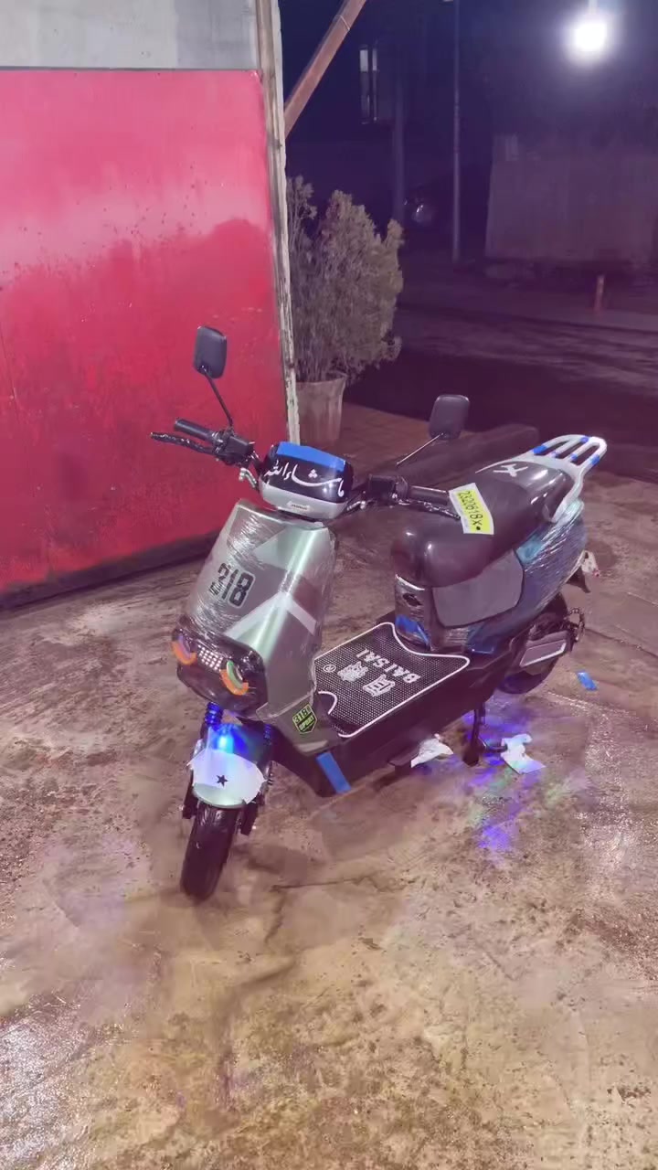 سلام عليكم 
ماطور شحن 318 
ماصارلو 3اشهر من اخذتو نضيف 
قطاره بلشحن 
6بطاريات  ملف 2000 
كلو شغال مايعوزو كلشي 
بلواقع احلى من الصور 
للبيع ب550
واني مابيع بهيج سعر بس محتاج وراح ابيع


**إذا كنت صاحب هذا الإعلان وتريد حذفه لأي سبب، رجاءا أرسل رسالة إلى الدعم الفني**