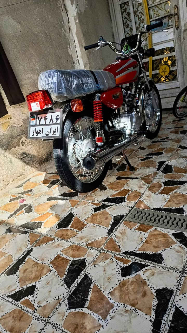 السلام عليكم دراجه للبيع مكان كربلاء دراجه جديده صار لها خمسه ايام من طالعه من المعرض اريد يخابرنا على هذا الرقم 
***********
