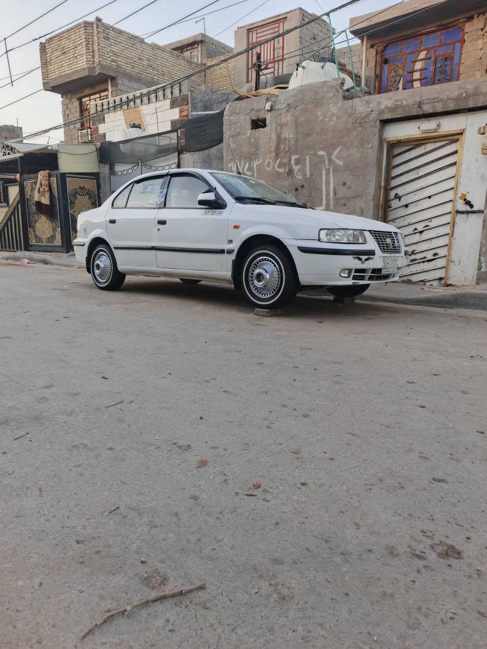 سمند مديل 2011 كلش نظيفه سيارة واحد على واحد مكينة وگير بلكارتون تخم تاير ومجموعة تبريد جديدة غرفة بلاديه ما ملعوب بيها بطاين بيبان نظاف بلاديات باتري جديد وكهربائيات فول سيارة جاهزه كبل الشارع ربع متذب عليها قطرة خياس مابيها صفاحها حلوه مابيها ترويج حداديه خلفيه اماميه جديده دعاميات جدد سيارة كلش ناعمه سياره احلى بهواي من الصور مكفولة من الضربة ماعدا قطع صبغ اني بايدي صابغهن مصورهن فيديو من تجي اشوفكياهن سنويتها نهاية السنه غرامات مصفره صاحبها جاري يريد تحويل 
العنوان بغداد الشعب نهايته الفورتات قرب ساحة سلام الرياضيه رقم الهاتف..***********
