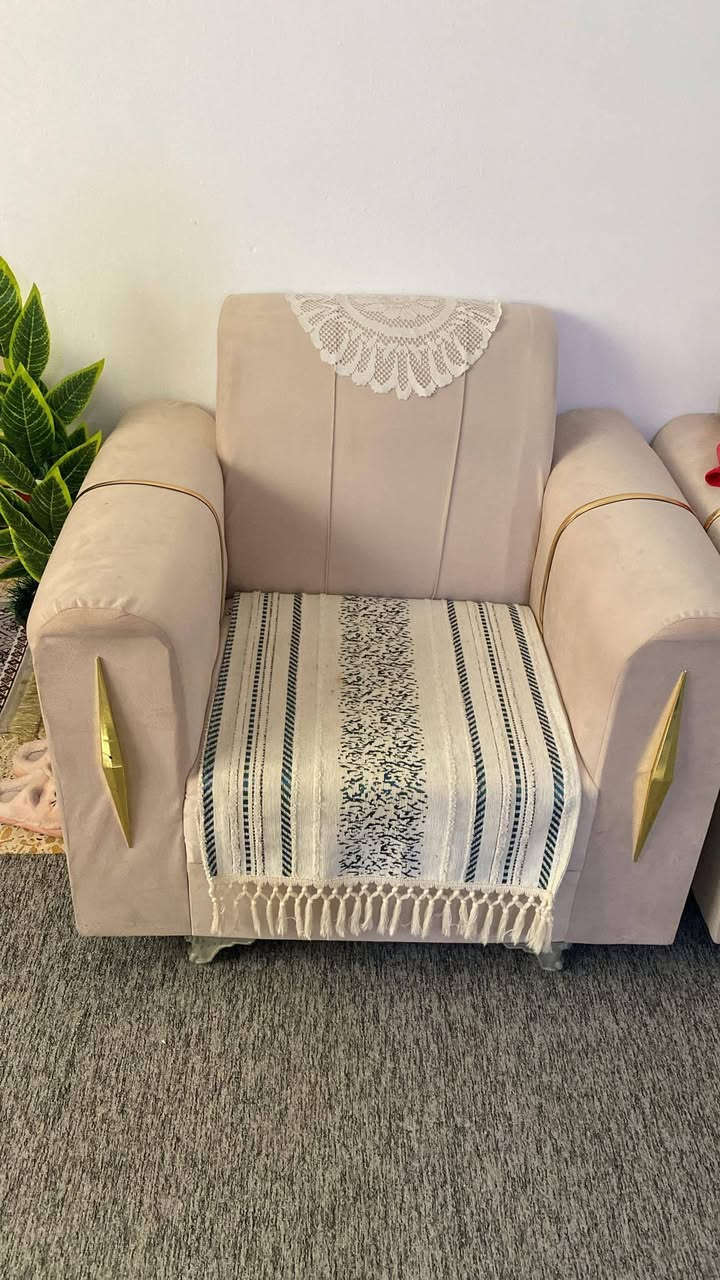 تخم كلش حلو شن سالفه محد يريده 125قفله8مقاعد مستعجلين دنشيل شراي يجي وره فطوؤر


**إذا كنت صاحب هذا الإعلان وتريد حذفه لأي سبب، رجاءا أرسل رسالة إلى الدعم الفني**