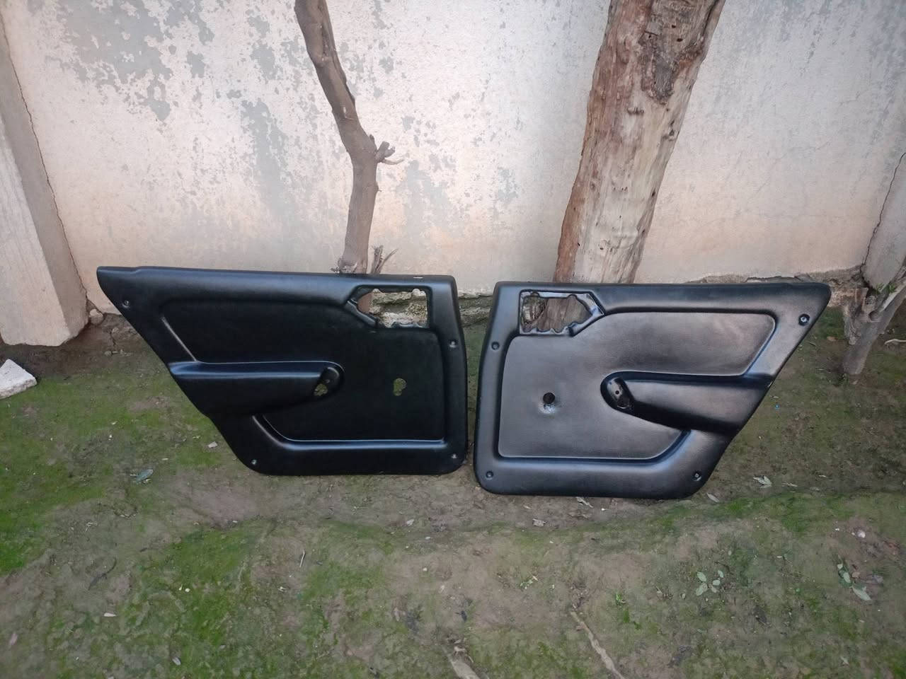 للبيع بطاين ابواب فكتره تركي 
سعر خاص
او خابر ***********
