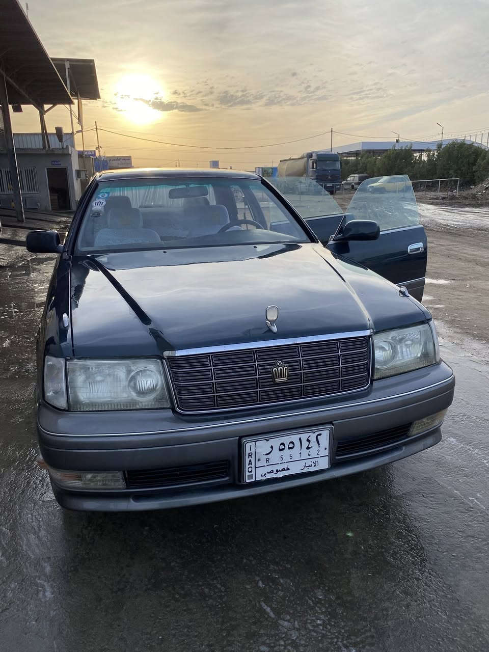 السلام عليكم
راس الثور فلات 

موديل 1995 

مكفولة من الگص وضربة الشاصي 

مكينة 3000 فيشة البارحة شديته كاملة هي وتفرعاتها

گير جديد مكفول 

حدادية امامية خلفية جديده 

السيارة كل كهربائياته شغاله 

تبريد ثلج

ماعايزه حتى برغي 

وهي احلا من الصور بهواي وتجي وتشوف بعينك 

رقمها انبار راعيه بالنجف تشتري تواجهه 

سعرها 95 $ وبيه مجال 

للأستفسار ***********
