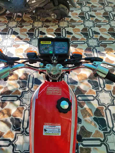 شلامجه 23 طالع ب 24 مكفول من كلشي شراي يتصل مكاني كوت ***********
