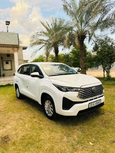 سلام عليكم للبيع تيوتا انوفا مديل 24  وارد خليجي هايبرت ماشيه  38 بسمي بدون حادث صبغ عام اثر ستيكرات على وضع شركه محرك 2700 بصمه تبريد 3 قطع 7 راكب سياره جديده السعر  230 للتواصل ***********  بيع او مراوس حسب القناعه حلة
