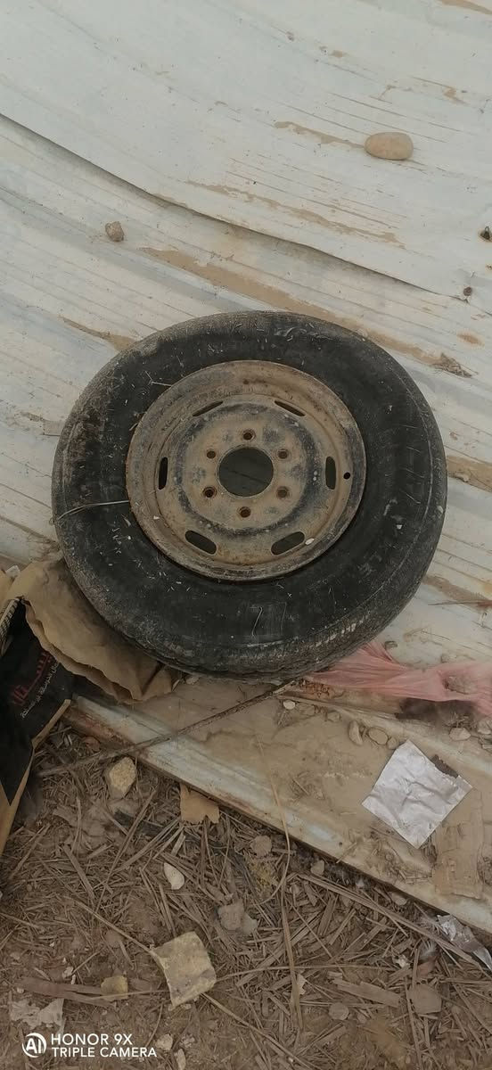 السلام عليكم غراض نيسان اصلي كير ومكينه قبل شغالات بس انتركن وفصخت السياره ابيع هل موجود اكسل ورك صالنصن كامله كاردن ٤اوياله مروحه دركه مال استيرن  دعاميه وبنيد نضيف  #اسعار مناسبه مكاني واسط كوتت
***********
***********
