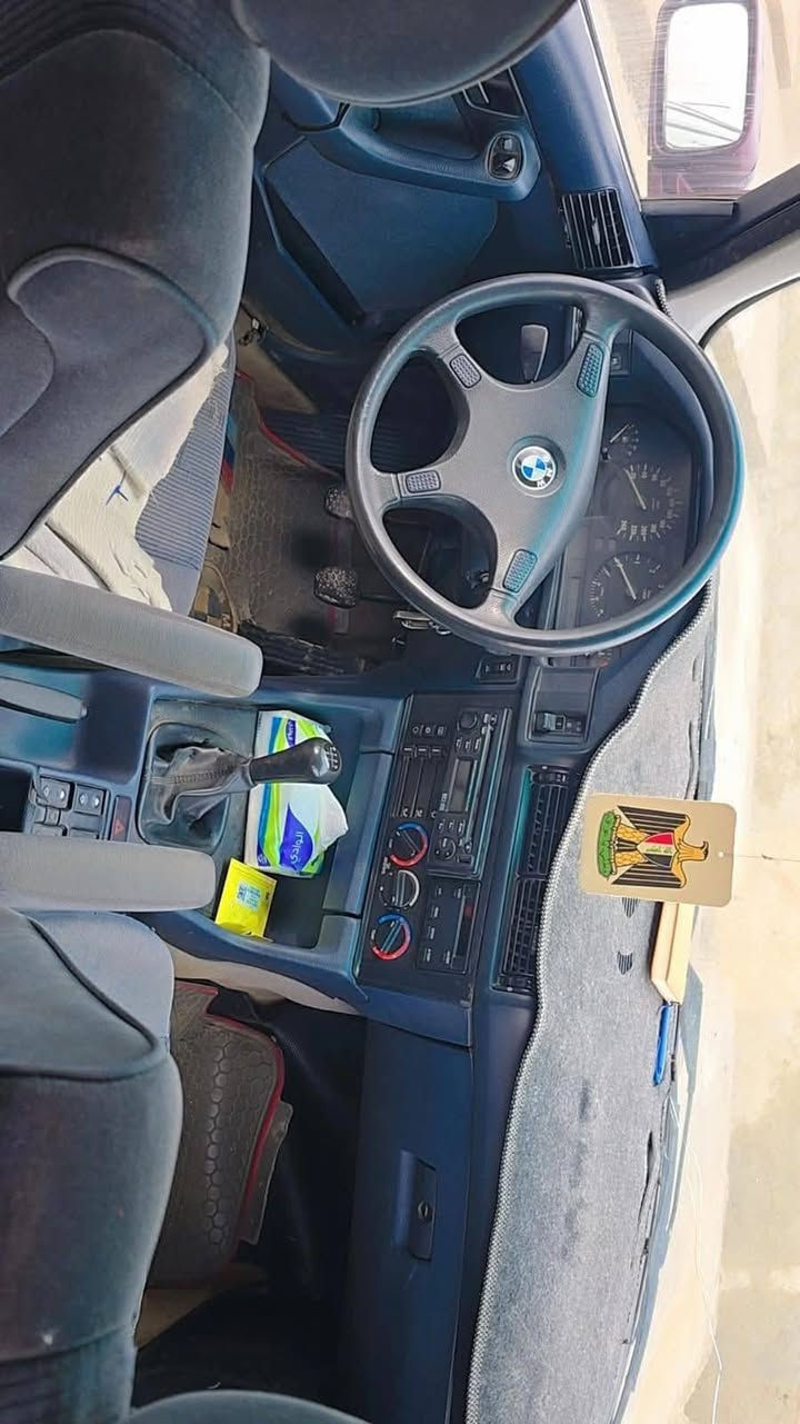 السلام عليكم BMW للبيع موديل ١٩٩٢ بأسمي سياره جاهزه غاز بانزين ... السعر ٥٠ وبيها مجال
الاستفسار ***********
