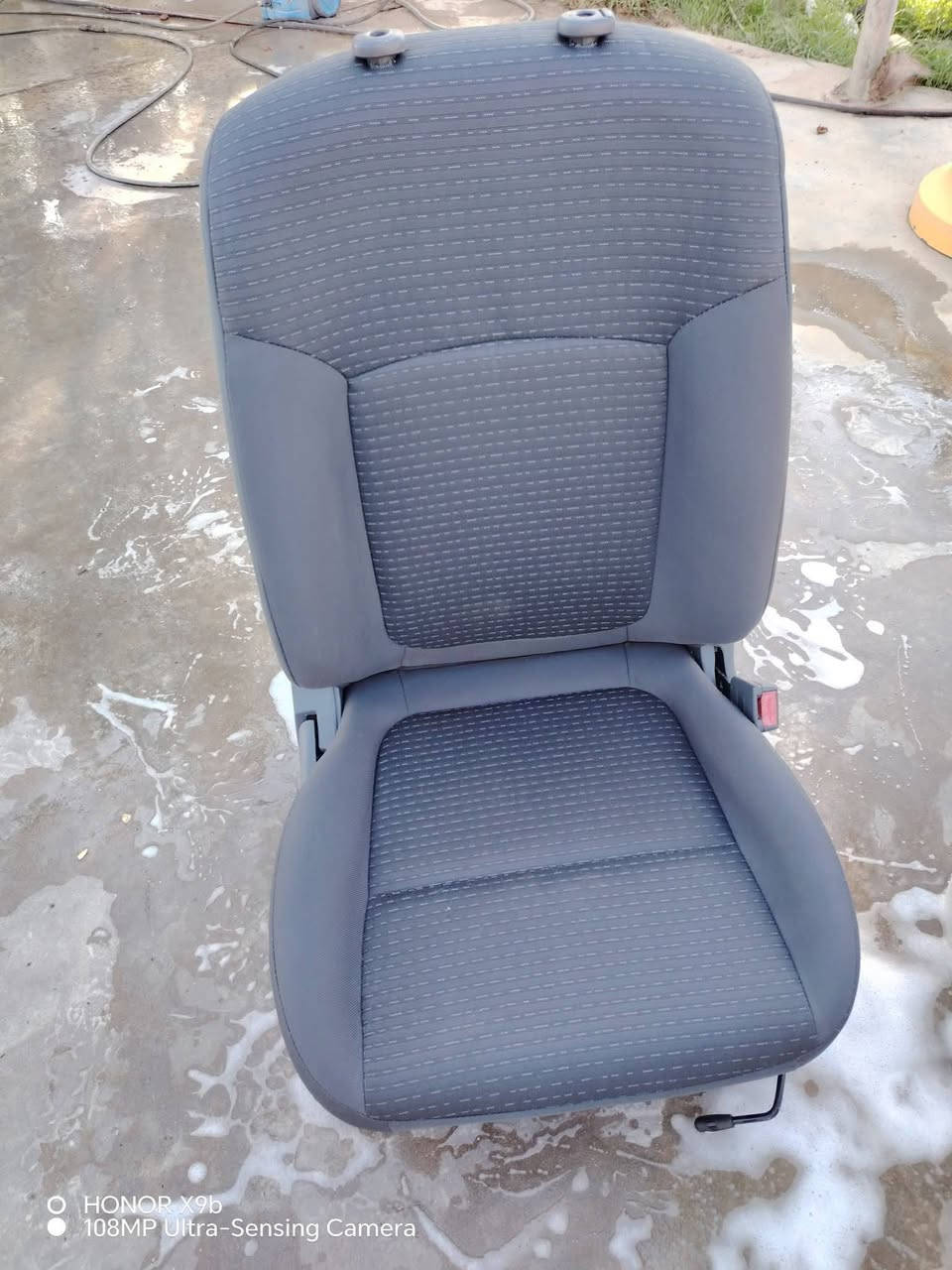 السلام عليكم سني ياباني ٢٠٠٢ كير عادي السيارة أصفر أصل مصبوغة أبيض السيارة كامله مبيها نقص شعر إيه ولا بيها دكه جاكوج وحده  دامه كامله على ايدي كير مكينه تبريد حدايديه تخم تاير  السعر (٧٠) وبيها مجال للطيبين ***********
