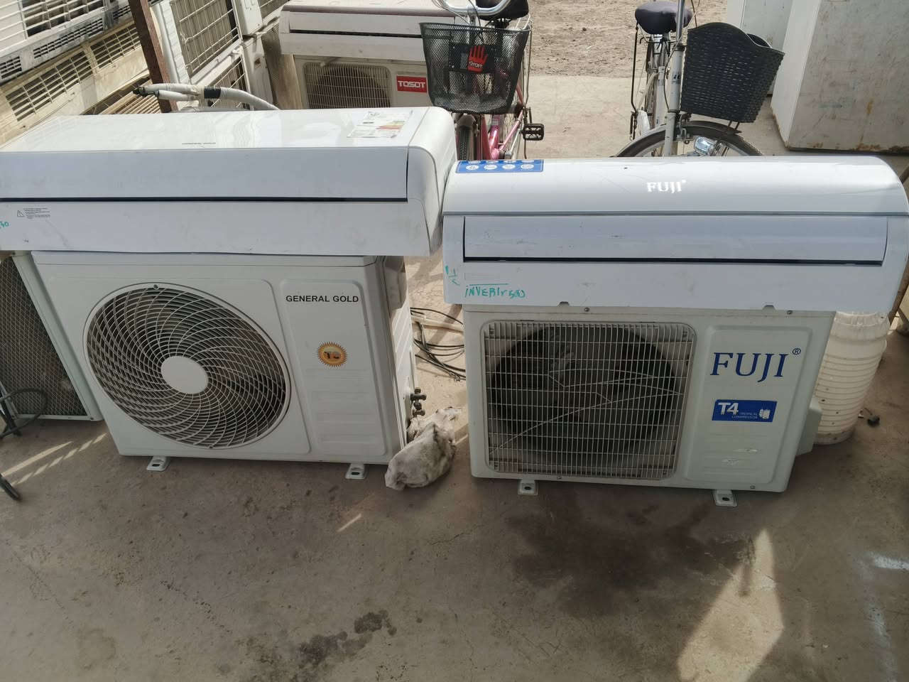 للبيع سبالت جنرال الحديث 2طن نضافه ٩٥ سعر 400 سبلت1طن عدد 2نضافه90سعر الواحد 225  سبلت طن ونص انفيرتر نضافه٩٥ سعر 500. ويرهم مراوس بسبالت ومكيفات العاطله ونشتري العاطل ***********.    ***********.
