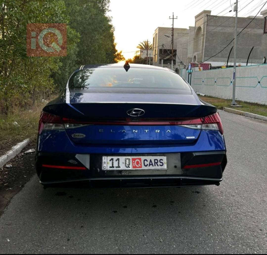 السلام عليكم 
النترا موديل 2024 حادث بس قطعة وحدة جنطة وراجعة على البارد ماشية 30الف رقم بغداد محرك دوش مغلفة بلكامل bbf سيارة بلحقيقة أحلى من صور  سعر 137 مستعجل على البيع ماكو النترا بهذا الموديل والسعر رجائاً المو شراي لا ينتصل/ مامتواجد على الفيس هذا رقمي ***********
