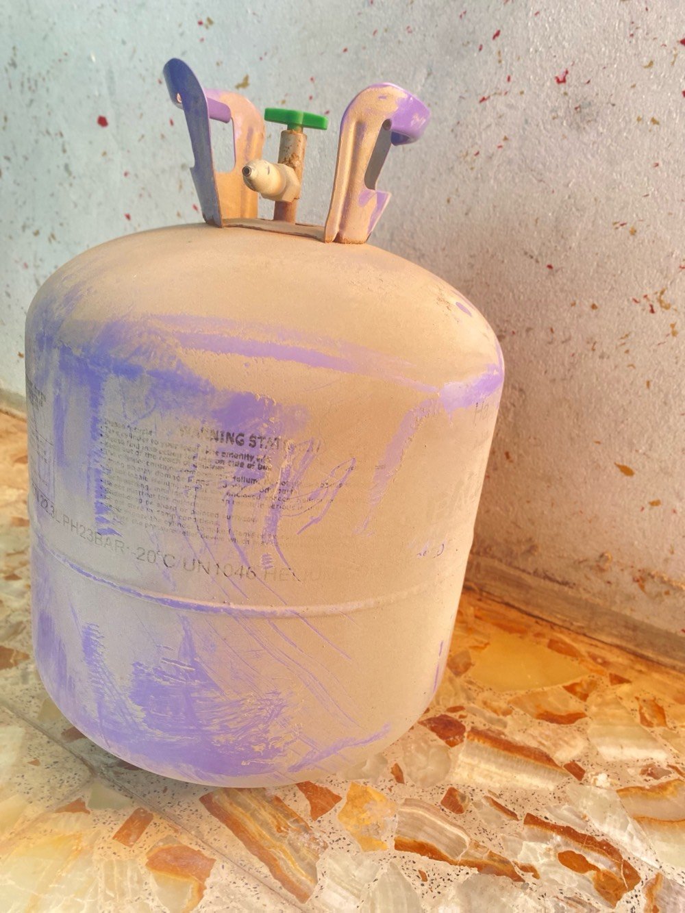 قنينة غاز لنفخ النفاخات بغداد المدينة 