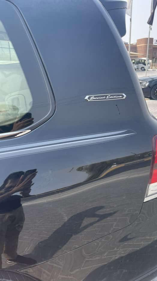 سلام عليكم 
للبيع لاندكروز 2019 كفاله عامه كراند تورنك
ماشيه 150 الف فول مواصفات السياره مغلفه نانو 
العنوان بصره السعر 525 
***********
