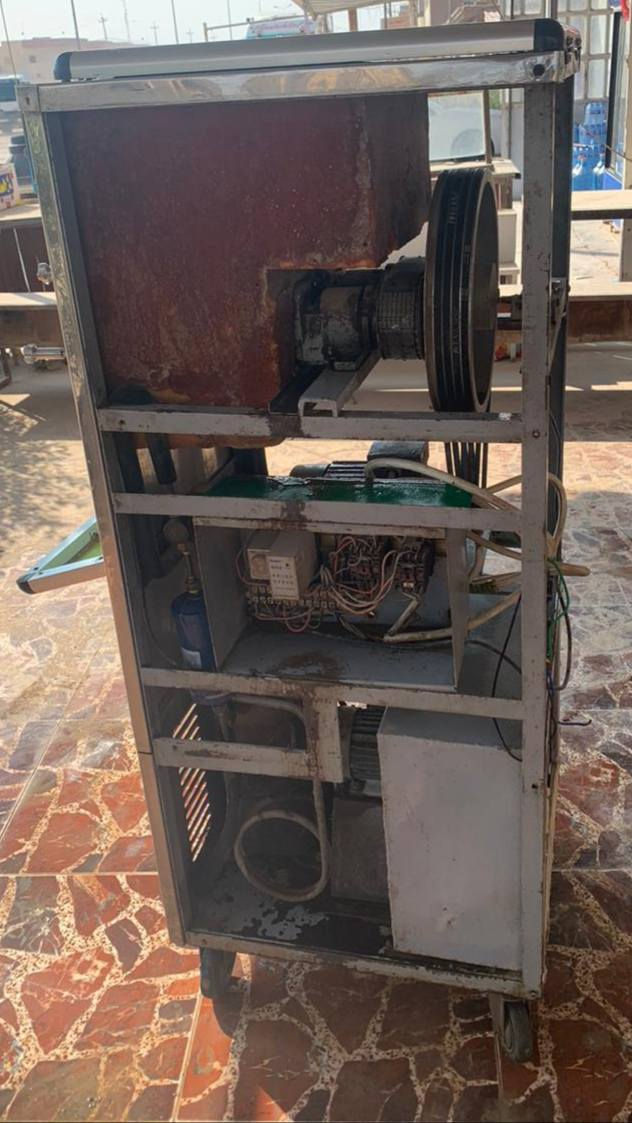 السلام عليكم عندي هاي المكينة للبيع قيم السعر وبل العافية للياخذها شغالة تجميد فوول


**إذا كنت صاحب هذا الإعلان وتريد حذفه لأي سبب، رجاءا أرسل رسالة إلى الدعم الفني**