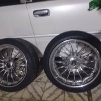 ويل كب للبيع مستعجل قيم واخذ واحد خلفي والثاني امامي 07881129982