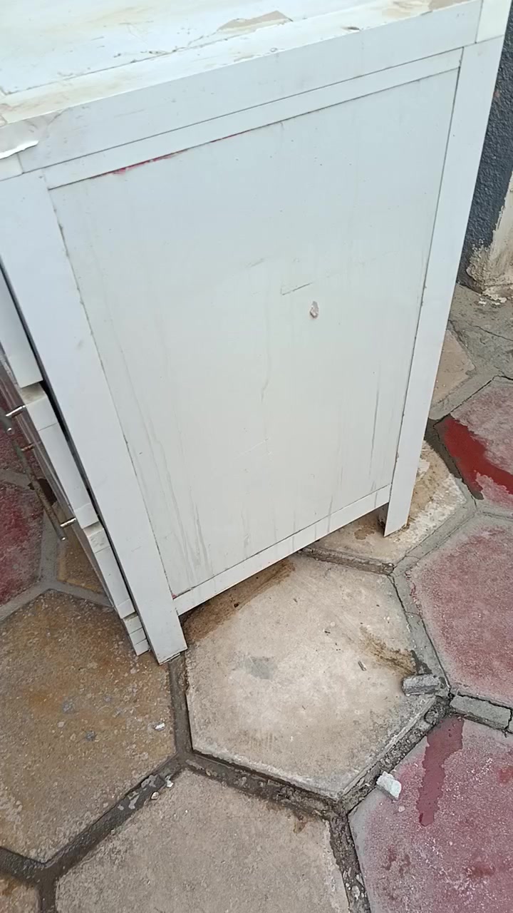 كاونتر تزكام أخو الجديد بعد الجيس بي المكان كوفه متكون من 3قطع


**إذا كنت صاحب هذا الإعلان وتريد حذفه لأي سبب، رجاءا أرسل رسالة إلى الدعم الفني**