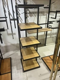 متوفر ستاند عرض وتساب 07824472275