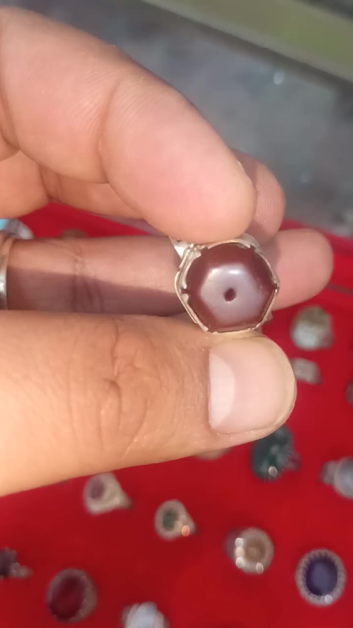 سعرهن نهائي قفل بدون عمله 150 الف توصيل كافه محافظات 6 الف


**إذا كنت صاحب هذا الإعلان وتريد حذفه لأي سبب، رجاءا أرسل رسالة إلى الدعم الفني**