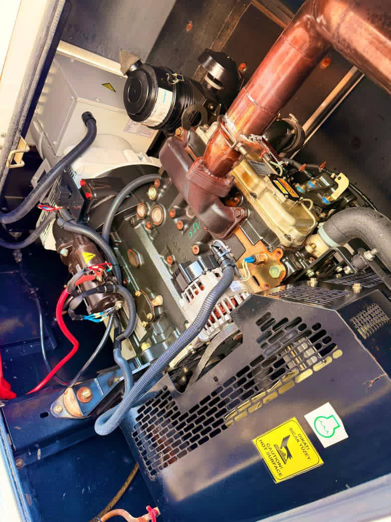 تحيه طيبه 

مولد النوع بيركنز ٣ بستم انگليزي 🇬🇧١٠٥ ملم ٣٠ كيفي دخول جديد وارد اوربي عدد ساعات التشغيل ١٨٠٠ - سا؏ـۿ بحالة الزيرو كاتم ٩٠٪؜ نوع التوليد لوري سومر فرنسي برودكشن حمايه DSE المتطور مع اطفاء وتشغيل ذاتي اوتو 

العنوان بابل الشوملي 

يتوفر توصيل لجميع المحافظات 🚚🚛

لسنا الوحيدين لكننا الأفضل ✅

للتواصل الاتصال او واتساب 

0️⃣7️⃣8️⃣2️⃣1️⃣0️⃣2️⃣0️⃣0️⃣1️⃣6️⃣

0️⃣7️⃣7️⃣4️⃣7️⃣9️⃣4️⃣7️⃣1️⃣2️⃣2️⃣

علي الأكبر السلطاني


**إذا كنت صاحب هذا الإعلان وتريد حذفه لأي سبب، رجاءا أرسل رسالة إلى الدعم الفني**