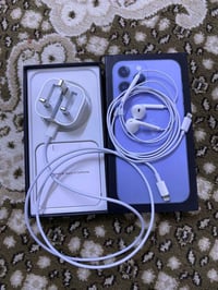 ملحقات ايفون 13 • شاحن • كارتون اصلي