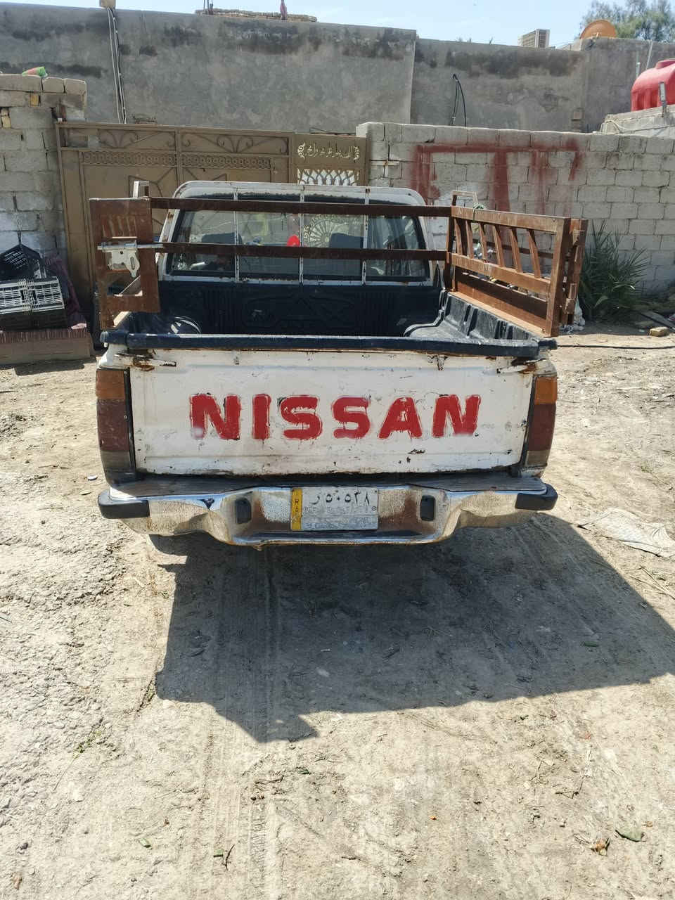 سلام عليكم
سياره للبيع نيسان موديل 92 سياره جاهزه من كل نواحي كير ومكينه حلوات الكهربيات شغاله سنويه صرلها شهر من صقطت 

مدور ثاني يوم شرط السعر 30وبيها مجال قليل مكاني ناصريه مركز رقمي *********** ومراوس بتك اروس
