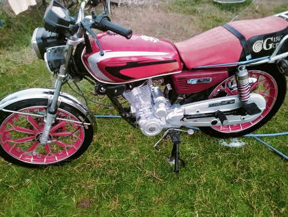 سلام عليكم دراجه لبيع سعير 550 بيه مجال   ‏‪0786 416 0865‬‏
