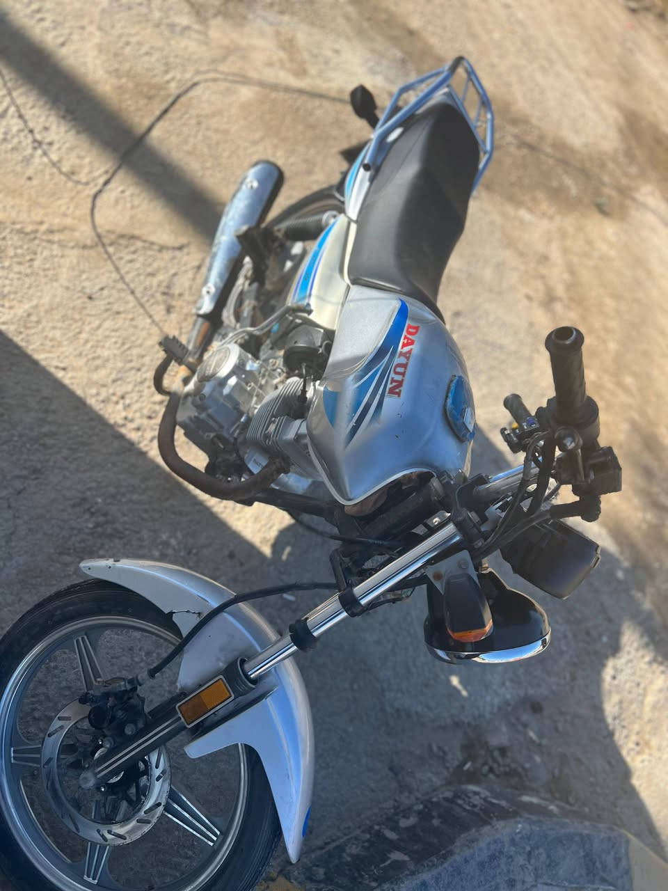 السلام عليكم
من رخصة الأدمن 
دراجة دايون عضم للبيع
موديل 2022 
الدراجة شوفت عينك النظافة 
سعرها 650 بيها مجال بسيط 
كلك كلك اوراقها ضايعة 
مكانها المسيب حي المصطفى 
للاستفسار الأتصال على الرقم ( ما متواجد خاص )
‏‪‏‪0771 318 1417‬‏
