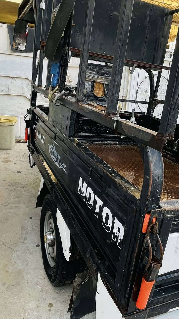 ستوته للبيع موديل 2020 محرك 200 كير بوكس جديد اكسل جديد باتري جديد كهربائية كلها شغال سعر مليون و 75 شراي يرسلني او يخابرني ***********
