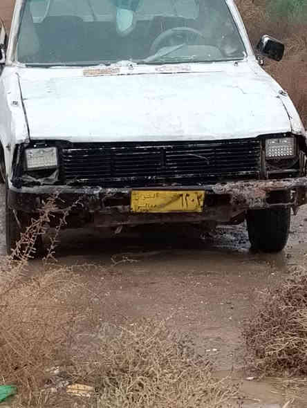 بيكم البيع موديل  ثمانين  رقم صيدامه  بيه سنوه بيه  صدر تيارت محركه
نضيف مابيه شي***********
