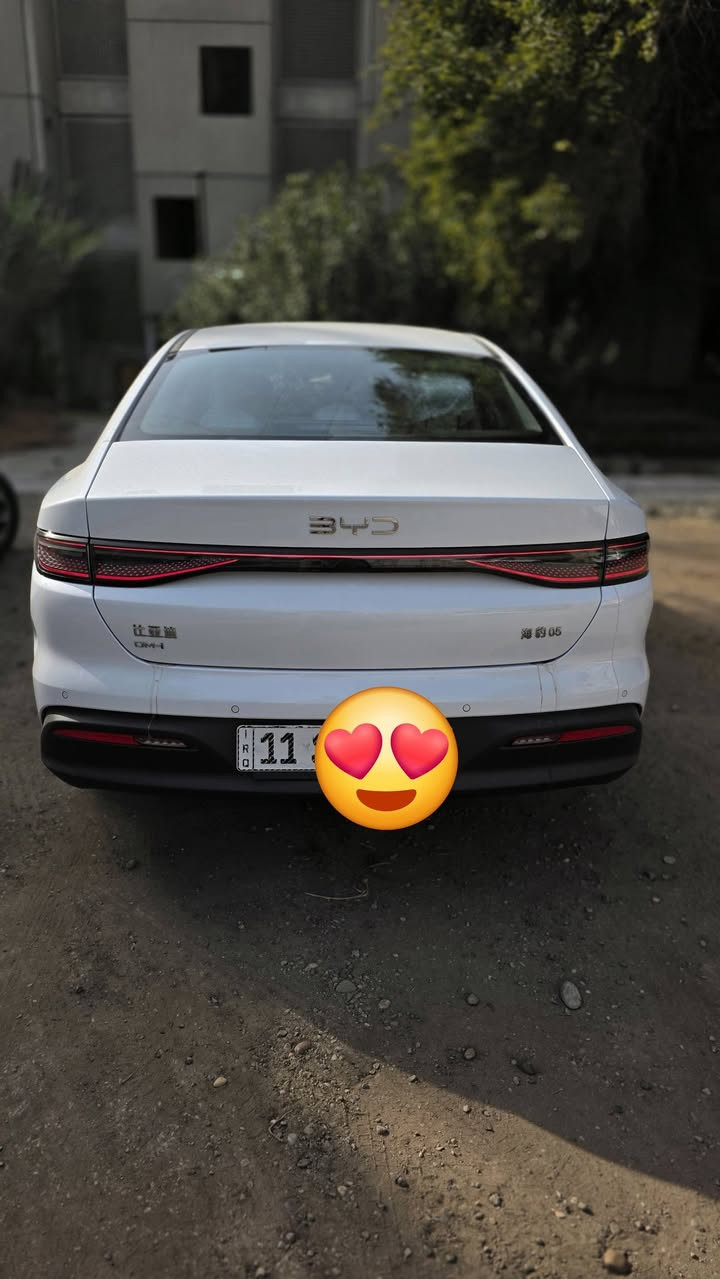 تحية طيبة...
سيل 5   seal 05 
زيرو 
مرقم 
١.كامرة
٢.داخل جلد
٣.حساسات
٤.تبريد قطعتين
٥.فول لد وزنون 
السيارة كاملة مكملة ورقم مميز عليهة + غراضهة كاملة+معربة وبرامج عليهة
للاستفسار (واتساب) فقط  : ***********
العنوان بغداد البياع
