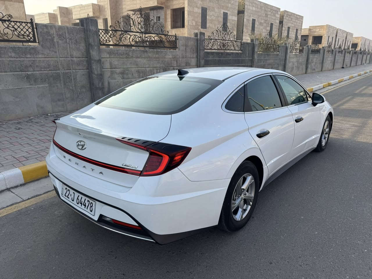 هونداي سوناتا وارد امريكي
‎الفئة:SEL. 

‎المديل ٢٠٢٠. 

‎رقم اربيل جديد 

‎السعر ١٦٥ورقة  

‎ ايرباك ابلادي ماطاك السيارة مكفوله فقط حادث امريكا . 

———————————————————

1-حجم المحرك 4 سلندر 2500 . 

عداد المسافه٦٤كيلومتر الف . 

زينون عالي ناصي آصل. . 

8-تحديد مسار. 

هندبريك بصمة كهربائي 

 
قياده ذاتيه 

- كير بيانو دكم
مكان كربلاء الاستفسار ***********
